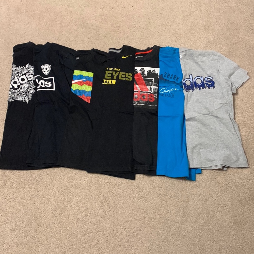 Youth M clothing bundle